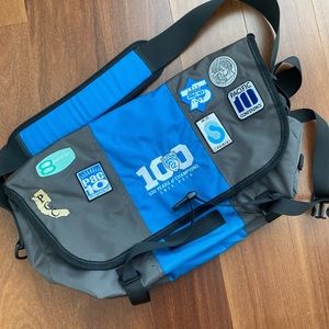 Pac-12-Conference Messenger Bag Vintage Cal Oregon Stanford UCLA USC embroidered